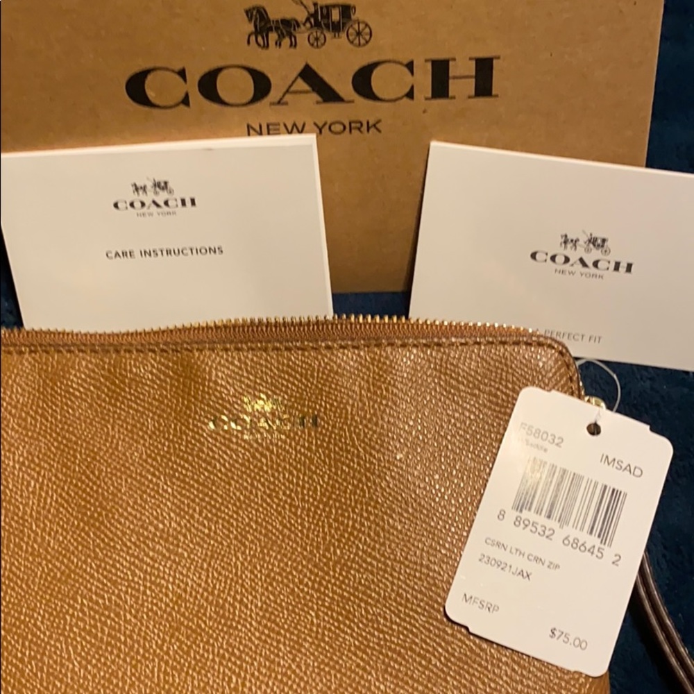 COACH Brown leather wristlet